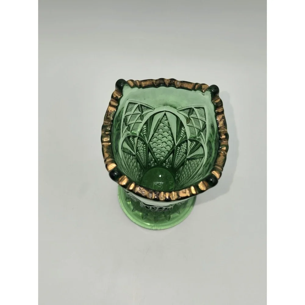 McKee Sunbeam Green Glass Vase Gold Trim‎ Scalloped Rim EAPG 6.125